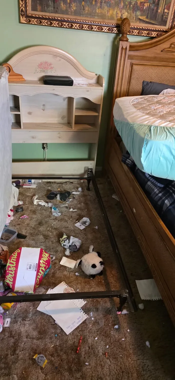 Bedroom floor before cleaning